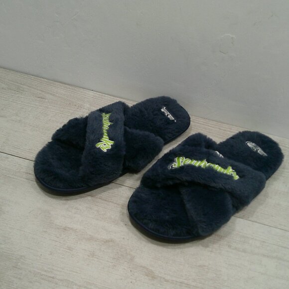 NFL Team Seattle Seahawks Fuzzy Cross Slide Slippers Size 11 - 12 | XL - Picture 11 of 13